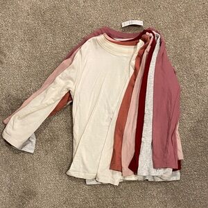 Set of Old Navy Long Sleeve Tops in Cream, Pink, and Gray 5T